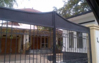 Disewakan Rumah Mewah Semi-Furnish di Pancoran Jakarta Selatan P0394