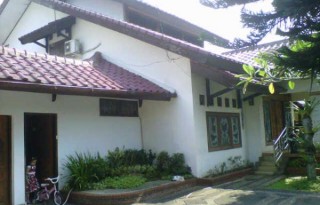 Dijual Rumah Dengan Taman Luas dan Asri di Ciomas, Bogor PR486