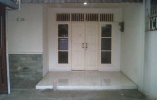 Dikontrakkan Rumah di Petukangan Selatan, Jakarta Selatan TP OP1196