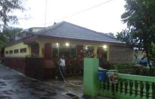 Dijual Rumah Furnished Lokasi Strategis di Cipayung, Jakarta Timur PR580