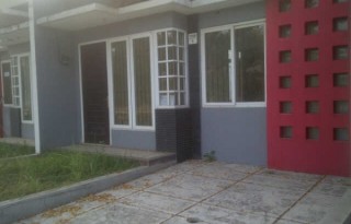 Dijual Rumah Pinggir Jalan di Cibubur Country, Jakarta Timur AG348