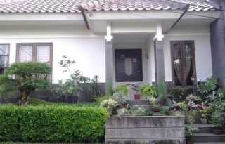 Dijual Cepat Rumah Furnished Strategis di Tamansari Persada Bogor PR587