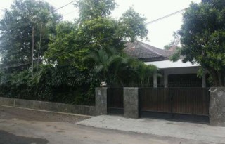 Dijual Rumah Asri Strategis di Cilandak, Jakarta Selatan AG432