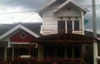 Dijual Rumah Minimalis Strategis di Komplek Pesona Indah Cianjur PR663