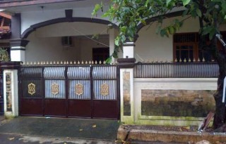 Dijual Rumah di Perum. Kranggan Permai, Jati Sampurna, Bekasi PR644