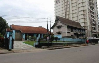 [TERJUAL] Rumah Area Komersil Strategis di Siliwangi Bandung PR638