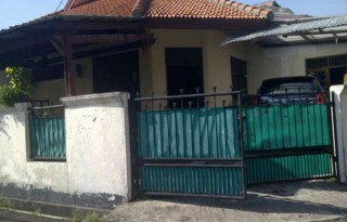 Dijual Rumah Hook Strategis di Kavling AL. Duren Sawit, Jakarta Timur PR666