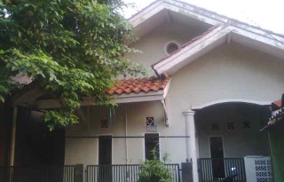 [TERJUAL] Rumah Strategis di Kramat Jati, Jakarta Timur PR679