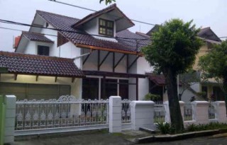 Dijual Rumah Strategis di Pejaten Mas, Jakarta Selatan PH016