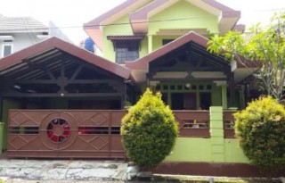 Dijual Rumah Strategis Semi Furnished di Bukit Cimanggu City, Bogor PR742