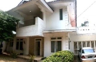 Dijual Rumah Dengan Harga Bagus di Kebayoran Lama, Jakarta Selatan AG579