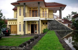 Dijual Villa Luas dan Strategis di Kampung Pesawahan Cipanas, Garut PR801