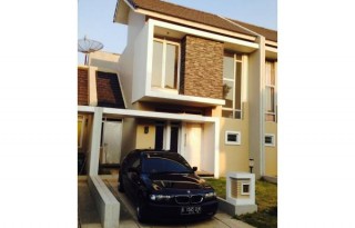 Dijual Rumah Strategis di Metland Transyogi Cibubur, Jakarta Timur PR805