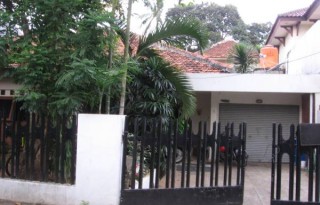 Jual Rumah Bangunan Lama Dekat Citos di Cilandak, Jakarta Selatan PH023