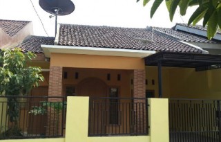 Dijual Rumah Strategis di Cipedak, Jakarta Selatan PR913