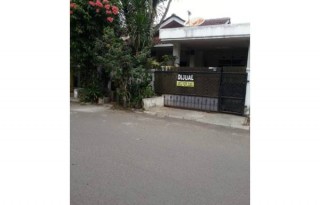Dijual Rumah di Komplek Villa Dago Ciputat, Tangerang Selatan PR935