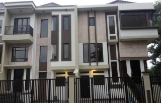 Dijual Rumah Mewah, Baru. Cibubur, Depok P1161