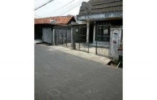 Dijual Rumah Tua Layak Huni di Utan Kayu, Jakarta Timur PR993