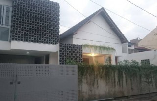 Dijual Rumah Tinggal Baru Lux di Antapani, Bandung PR991