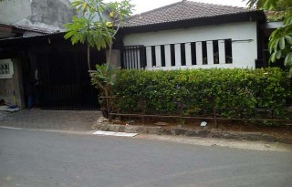 Dijual Rumah Nyaman di Kebayoran Lama, Jakarta Selatan PR996