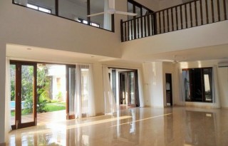 Rumah Cluster Dengan Lokasi Yang Mudah Dijangkau Dari Simatupang PH061