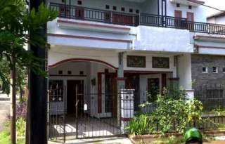 Dijual Rumah di Komplek Taman Raflesia Blok C 16A, Bandung PR1109