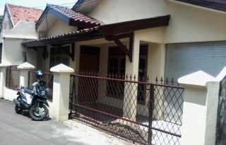 Dijual Rumah Strategis Siap Huni di Bintaro, Tangerang Selatan PR1158