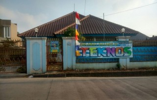 Dijual Rumah Strategis di Simpangan, Depok PR1184