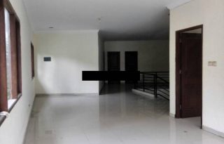 Rumah Butuh Renovasi Hitung Tanah di Pejaten, Jakarta Selatan PH075