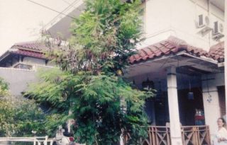 Dijual Rumah Strategis Di Mampang Prapatan, Jakarta Selatan PR1326