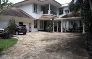 Rumah Di Kemang Cozy Dan Siap Huni PH089