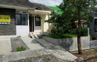 Rumah Nyaman dan Asri di Perumahan Bogor Nirwana Residence, Bogor PR1353