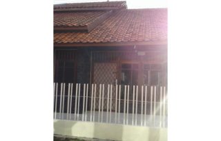 Disewakan Rumah Strategis dan Nyaman di Pondok Melati Bekasi PR1378