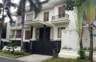 Dijual Rumah Mewah Posisi Hook di Pondok Indah Jakarta Selatan AG967