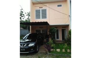 Jual Rumah Tingkat Strategis di Victoria Village Buaran BSD P0539