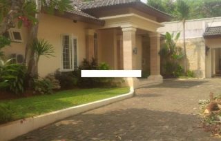 Dijual Rumah Cantik Luas Dalam Cluster di Cilandak Jakarta Selatan AG1035