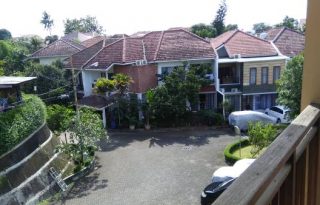 Dijual Rumah Tingkat Strategis Di Cilandak, Jakarta Selatan PH093