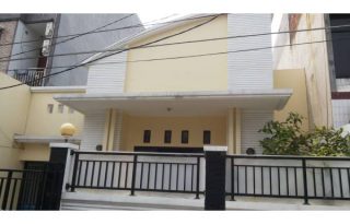 Dijual Rumah Strategis, Jelambar Jakarta Barat Ag1140