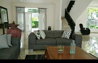 Dijual Rumah siap huni di Kemang selatan Jakarta selatan AG1159