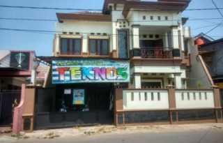 Dijual Rumah Lokasi Strategis, di Citeureup Cibinong Bogor PR1640