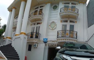 Dijual Rumah Klasik Fully Furnished di Kwitang, Jakarta Pusat AG1258