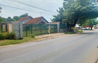 Dijual Tanah Dengan 2 Rumah Strategis di Cibatu, Purwakarta P1101