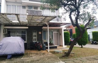 Disewakan Rumah Hoek di Central Park Galaxi, Bekasi Selatan AG1816