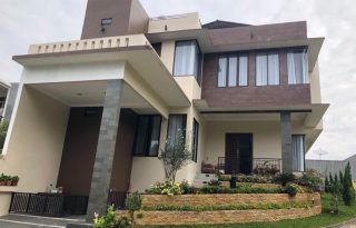 Dijual Rumah Hoek di Casablanca Sentul City AG1920