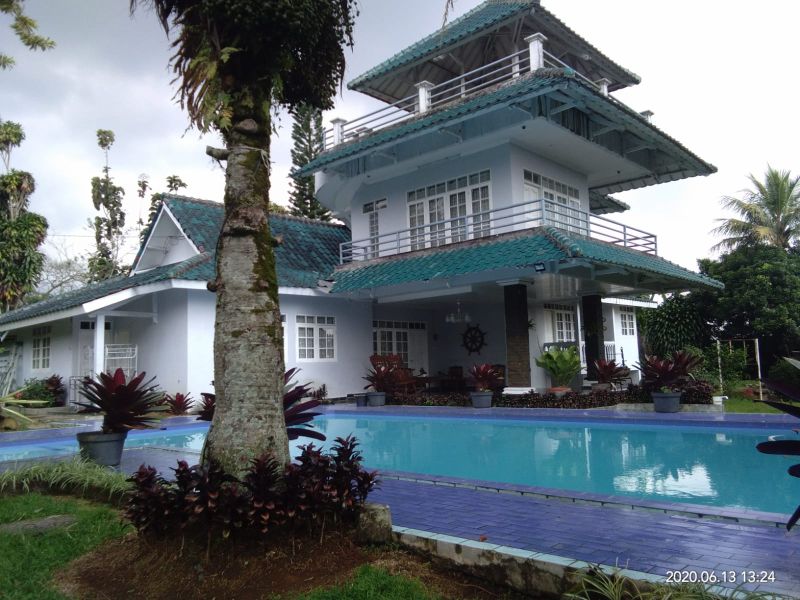 Disewakan Vila Seruni Seluas 5000 m2 di Puncak Bogor PR1831